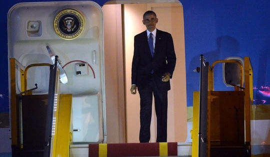 Hình ảnh đầu tiên của Tống thống Obama tại Việt Nam Hình ảnh đầu tiên của Tống thống Obama tại Việt Nam