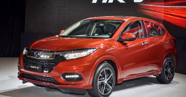 Bảng giá xe ô tô Honda tháng 11/2021: Ưu đãi 100% phí trước bạ HR-V, Brio và Civic
