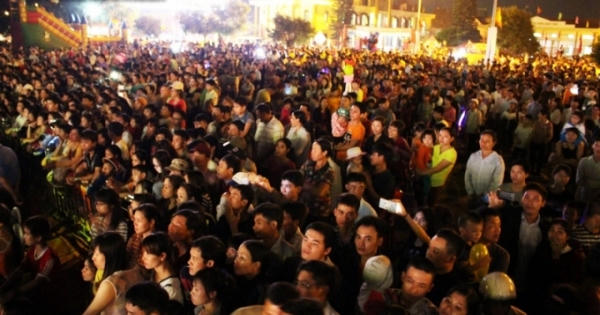 Quất Lâm biển gọi 2016: Thu hút hàng nghìn du khách tới tham dự