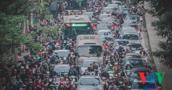 Đề xuất đồng bộ giờ làm, giờ học: Khó khả thi, cần suy xét thấu đáo