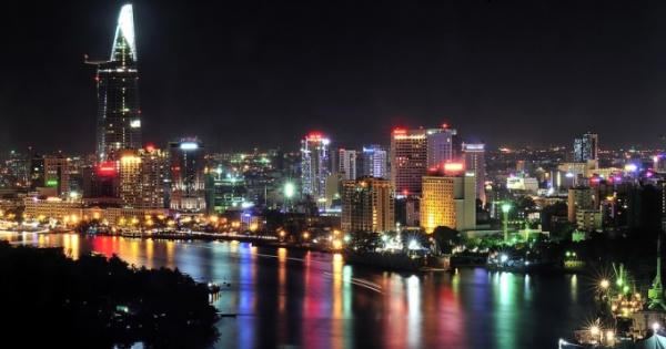 Bản tin Sài Gòn Plus: Ý kiến trái chiều về sự xuống cấp của chung cư 155 - 157 Bùi Viện