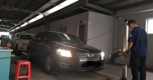 Ô tô có được đăng kiểm khi độ lại đèn xe 'siêu sáng'? Ô tô có được đăng kiểm khi độ lại đèn xe 'siêu sáng'?