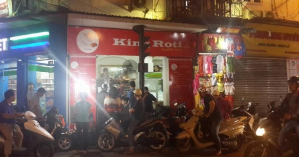 Bị tố ăn gian tiền thừa của khách nước ngoài, nhân viên King Roti mất việc Bị tố ăn gian tiền thừa của khách nước ngoài, nhân viên King Roti mất việc