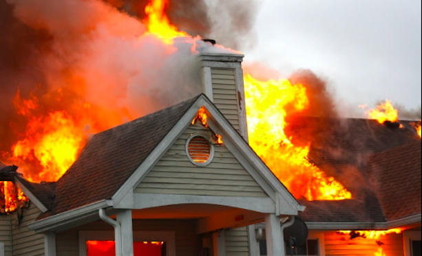 Bí ẩn thi thể người đàn ông tử vong trong ngôi nhà phát hoả lúc rạng sáng