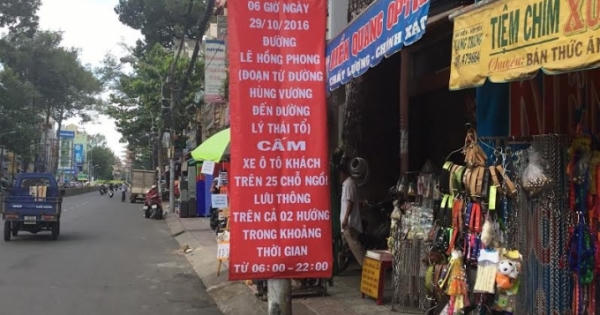 Thông tin tiếp vụ Bến xe lậu Thành Bưởi: Cấm đường ở bến xe Thông tin tiếp vụ Bến xe lậu Thành Bưởi: Cấm đường ở bến xe