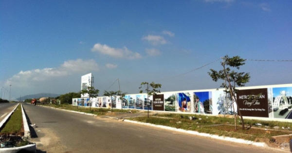 Gỡ bỏ "nút thắt" việc phong toả tài sản dự án Metropolitan sẽ khiến lợi cả đôi đường? Gỡ bỏ "nút thắt" việc phong toả tài sản dự án Metropolitan sẽ khiến lợi cả đôi đường?