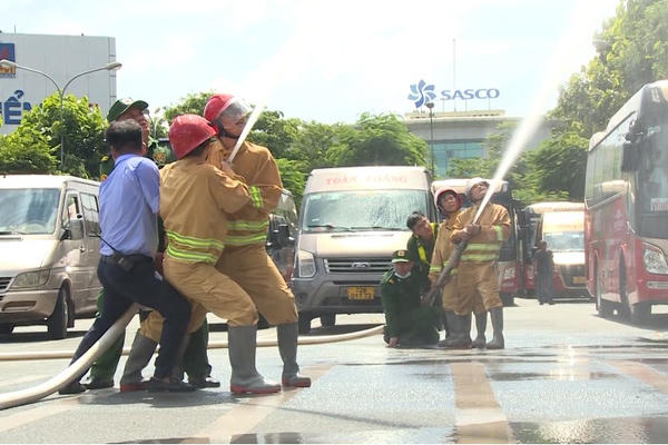 Phó Thủ tướng yêu cầu bảo đảm cao nhất công tác cứu nạn, chữa cháy, tại các cảng hàng không