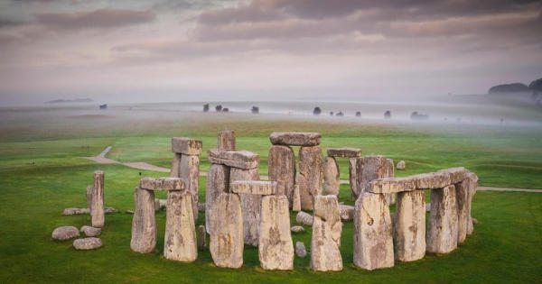 Bí ẩn trận đồ đá tảng Stonehenge