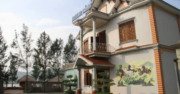 UBND huyện Vân Đồn yêu cầu xử lý nhiều đối tượng hát Karaoke tại nhà nghỉ Hương Cảng trong ngày bầu cử UBND huyện Vân Đồn yêu cầu xử lý nhiều đối tượng hát Karaoke tại nhà nghỉ Hương Cảng trong ngày bầu cử