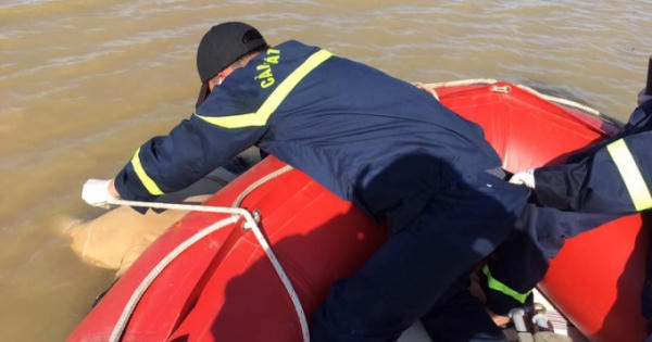 Phát hiện thi thể nam thanh niên trên sông Lam