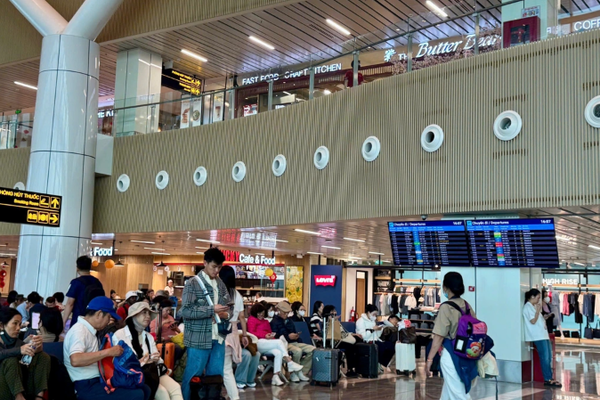 Chuyến bay chậm 2 giờ phải phục vụ ăn uống, chậm 3 giờ hoàn tiền vé