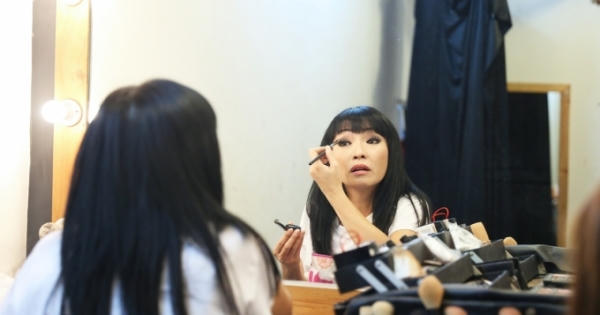 Phương Thanh tái ngộ khán giả truyền hình sau chuyến tu học ở Tây Tạng
