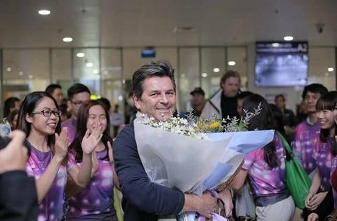 Ca sĩ Modern Talking: 'Vợ không ghen khi tôi có nhiều fan nữ'