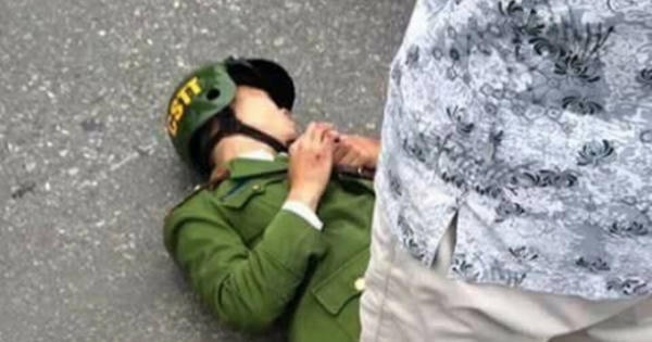Một chiến sĩ cảnh sát cơ động bị nam thanh niên đâm gãy chân khi đang làm nhiệm vụ