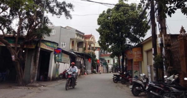 Nghệ An: Điều tra vụ cô gái treo cổ tự tử khi vừa nhận bằng tốt nghiệp