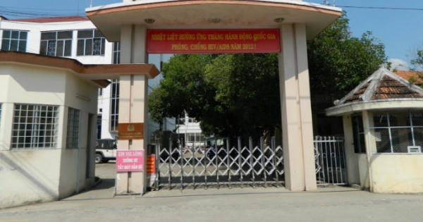 Sẽ xử lý cán bộ tiếp dân Công an huyện Hóc Môn nhận thức hạn chế pháp luật theo quy định?
