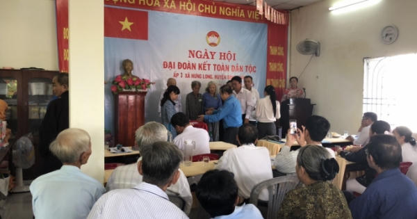 Ngày hội đại đoàn kết dân tộc tại xã Hưng Long, Bình Chánh