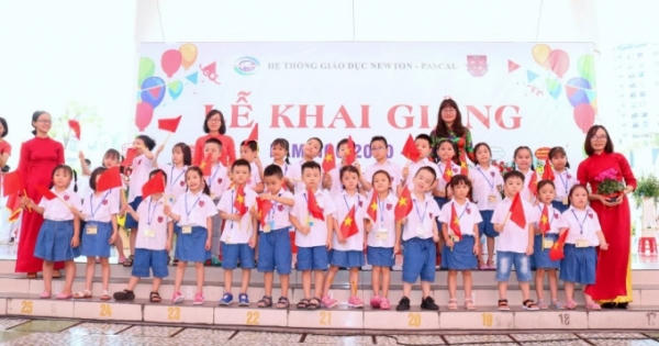Vụ tranh chấp trường TH - THCS Pascal: Hàng trăm phụ huynh ký đơn đề nghị “Giải quyết cho hơn 1.000 học sinh có chỗ học ổn định” Vụ tranh chấp trường TH - THCS Pascal: Hàng trăm phụ huynh ký đơn đề nghị “Giải quyết cho hơn 1.000 học sinh có chỗ học ổn định”