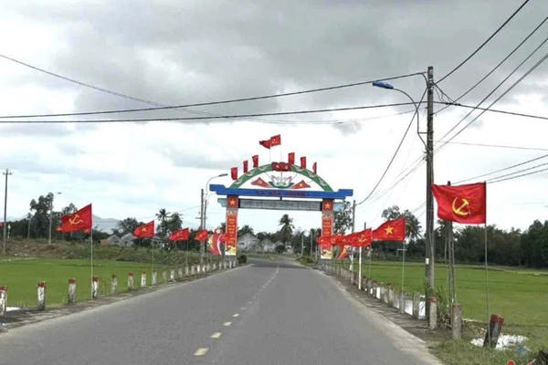 Đắk Lắk: Nhân dân vùng “rốn lũ” Hòa Thịnh rộn ràng đón Tết, vững niềm tin theo Đảng