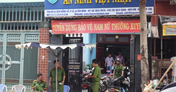 Giám đốc nổ súng uy hiếp nhân viên cũ có 2 thẻ ngành công an giả