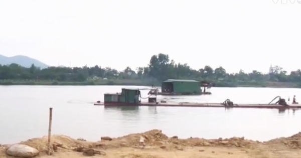 Chấn chỉnh việc khai thác cát trên một số tuyến sông