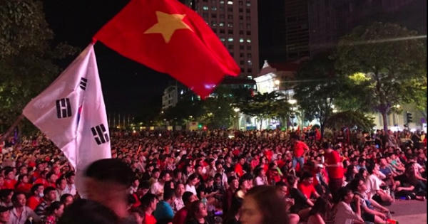 TP HCM hạn chế xe vào trung tâm để phục vụ người dân cổ vũ bóng đá