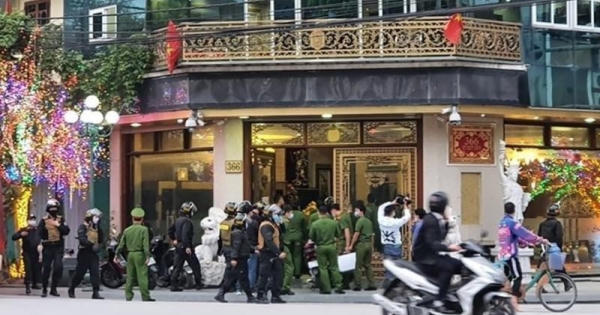Những cán bộ 'ngã ngựa' vì liên quan đến vợ chồng Dương Đường