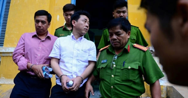 Nguyên Tổng giám đốc VN Pharma bị bắt giam ngay tại Tòa