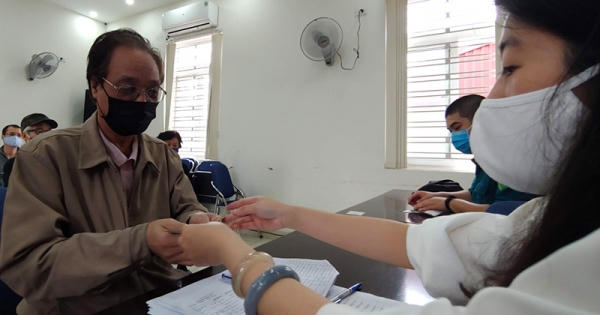 Hà Nội hỗ trợ hơn 474 tỷ đồng cho người bị ảnh hưởng bởi dịch Covid-19 Hà Nội hỗ trợ hơn 474 tỷ đồng cho người bị ảnh hưởng bởi dịch Covid-19