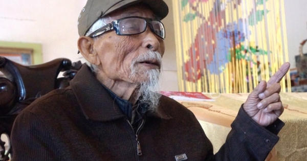 Người lính gần 100 tuổi kể về nhiệm vụ bảo vệ "đại bàng trắng" chở Bác Hồ