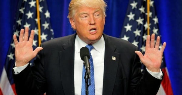 Ông Trump tuyên bố không để Mỹ thành "trại tị nạn" Ông Trump tuyên bố không để Mỹ thành "trại tị nạn"