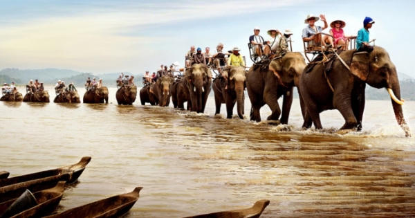 Khám phá Buôn Đôn huyền thoại