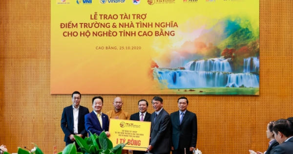 “Bầu Hiển” ủng hộ 5 tỷ đồng xây điểm trường và nhà tình nghĩa cho người nghèo tỉnh Cao Bằng