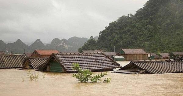Thiệt hại kinh tế do các cơn bão gần đây ở miền Trung lên tới 1,3 tỷ USD