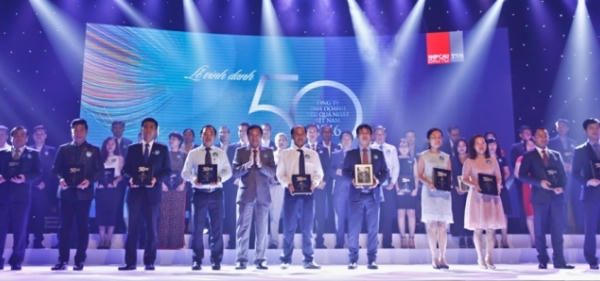 Vinamilk 6 năm liên tiếp lọt "top 50 công ty kinh doanh hiệu quả nhất Việt Nam"