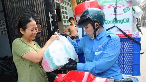 Ăn “quả đắng” vì tin nhầm shipper