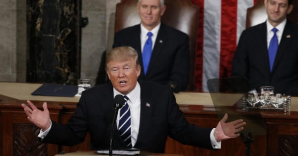 Nước Mỹ: "Chính quyền có nhiều thành tích nhất kể từ năm 1933" Nước Mỹ: "Chính quyền có nhiều thành tích nhất kể từ năm 1933"