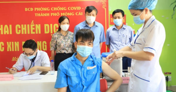 Quảng Ninh: Triển khai tiêm mũi 3 tăng cường vaccine phòng Covid từ ngày 18/12