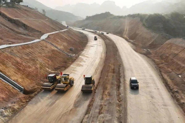 Quảng Ninh Tăng tốc thi công Quốc lộ 279, phấn đấu thông tuyến vào tháng 6/2026
