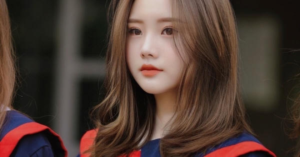 Khoảnh khắc đẹp không tì vết, nữ sinh khiến cư dân mạng "điên đảo"