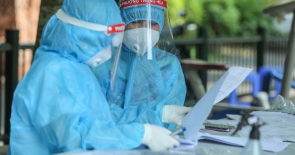 Bộ Y tế yêu cầu báo cáo tình hình viên chức y tế bỏ việc hoặc thôi việc