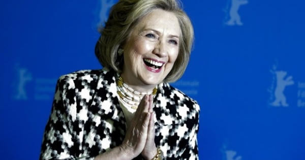 Ứng cử viên Joe Biden nhận được sự ủng hộ của bà Hillary Clinton