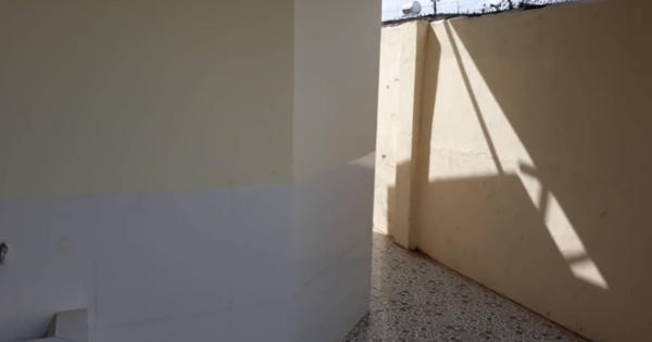 Nữ sinh lớp 9 bị dâm ô, quay video suốt 2 giờ trong nhà vệ sinh mà không ai biết?