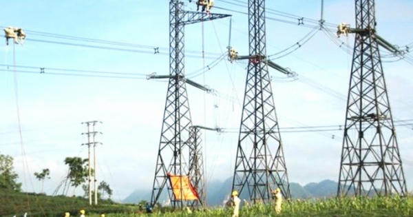 Xã hội hóa truyền tải điện có dễ?