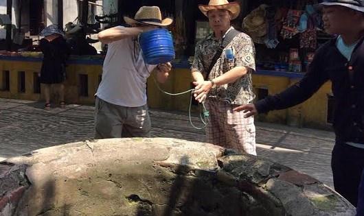 Kỳ lạ 'giếng tiên' xóa kiếp FA, hiếm muộn?