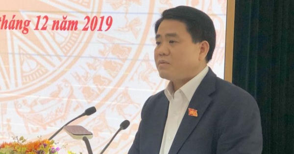 Chủ tịch Hà Nội: Khuếch trương làm sạch sông Tô Lịch "như trò đùa cho cả thiên hạ"! Chủ tịch Hà Nội: Khuếch trương làm sạch sông Tô Lịch "như trò đùa cho cả thiên hạ"!