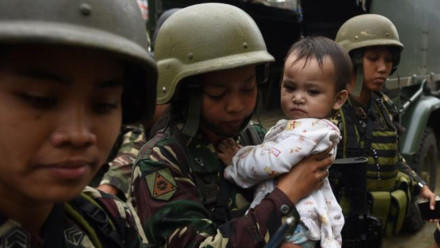 Xung đột Philippines: Thủ lĩnh bỏ trốn, các tay súng muốn đầu hàng bị xử tử