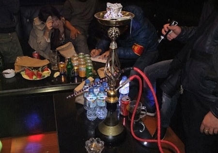 Hà Nam: Bắt giữ 33 đối tượng sử dụng ma tuý đá tại quán Karaoke