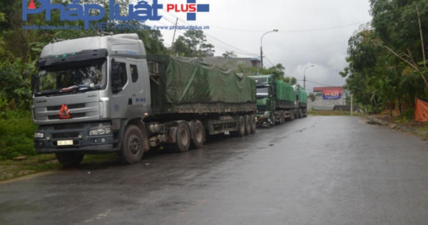 Vụ tạm giữ 8 xe tải chở quặng ở Hà Giang: Lỗi ở cái biến cấm? Vụ tạm giữ 8 xe tải chở quặng ở Hà Giang: Lỗi ở cái biến cấm?