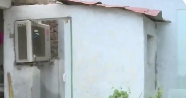 Gần 10.000 người dân Đầm Hồng không hộ khẩu giữa lòng Thủ đô